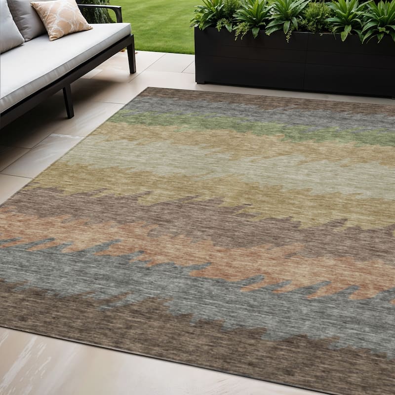 HomeRoots Striped Transitional Rectangle Outdoor Rug - 5' X 8'