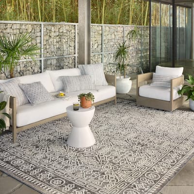 Alexander Home Renee Moroccan Modern Indoor / Outdoor Rug