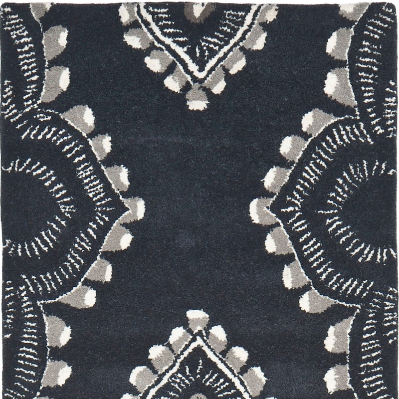SAFAVIEH Handmade Wyndham Geanina Modern Wool Rug