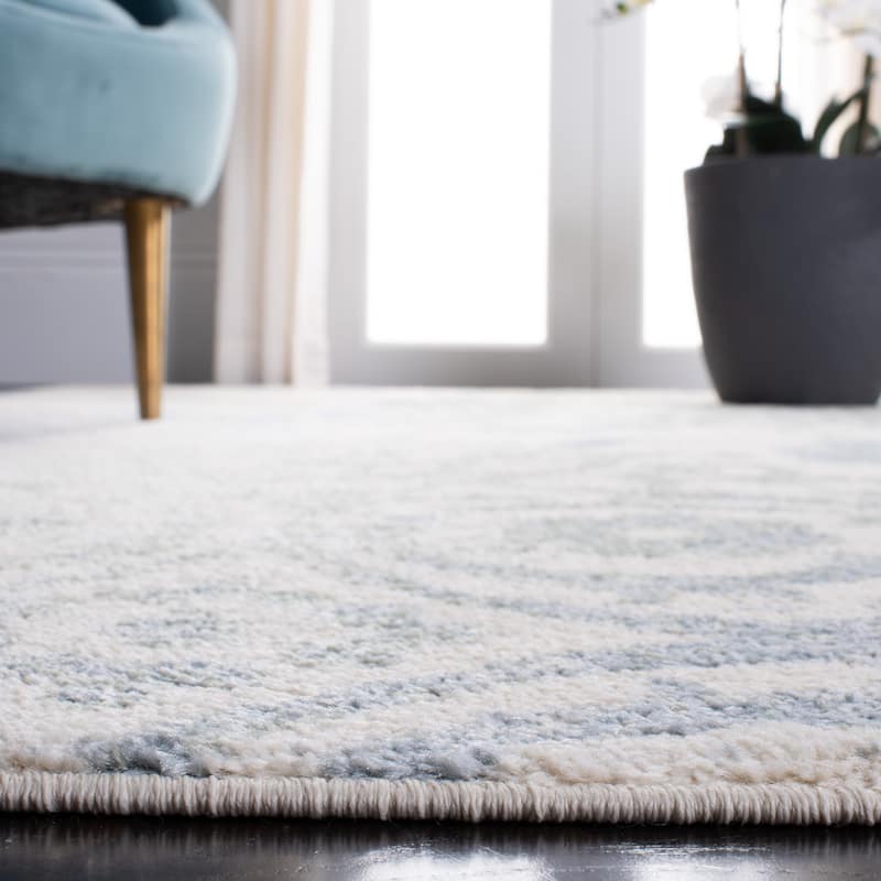 SAFAVIEH, Adirondack Rena Damask Floral Distressed Rug