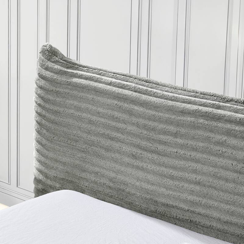 Queen Size Upholstered Bed Frame Velvet Fabric Grounded Platform with Curved Headboard Solid Wood No Box Spring