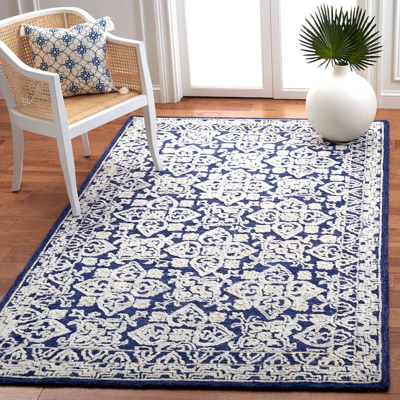 SAFAVIEH Handmade Aspen Graciosa Floral Wool Rug - 6' x 9' - Navy/Ivory