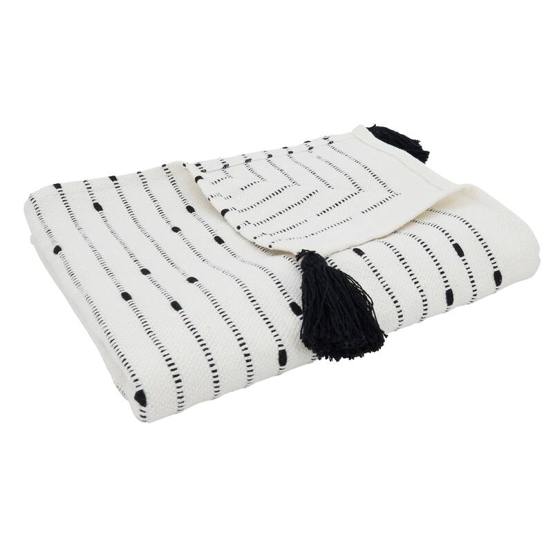 Striped Throw With Tassel Design