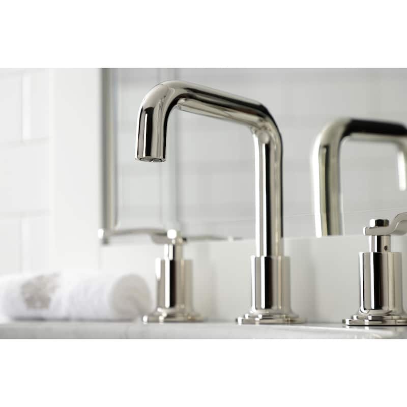 Kingston Brass Knight Single-Handle 1-Hole Deck Mount Bathroom Faucet with Push Pop-Up