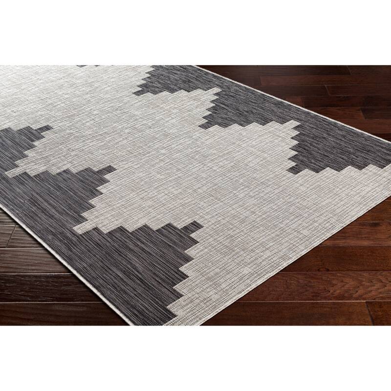 Jazsmin Indoor/ Outdoor Diamond Stripe Area Rug