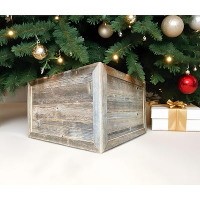 HomeRoots 28" Natural Weathered Gray Plank Christmas Tree Collar - 27.8' X '15.3' X '3.5