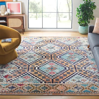 SAFAVIEH Madison Medine Boho Diamond Distressed Rug