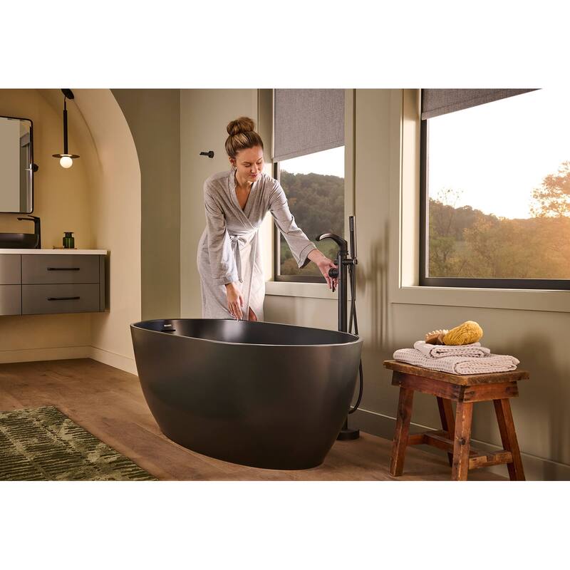 59-in Matte Black epiStone Solid Surface Oval Freestanding Bath Tub - RVB6744BK