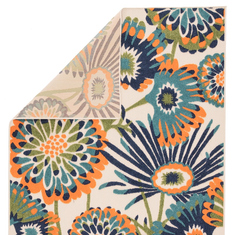 Balfour Indoor and Outdoor Floral Area Rug