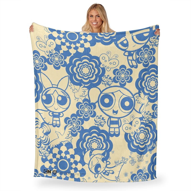 Warner Brothers Powerpuff Girls Silk Touch Throw Blanket