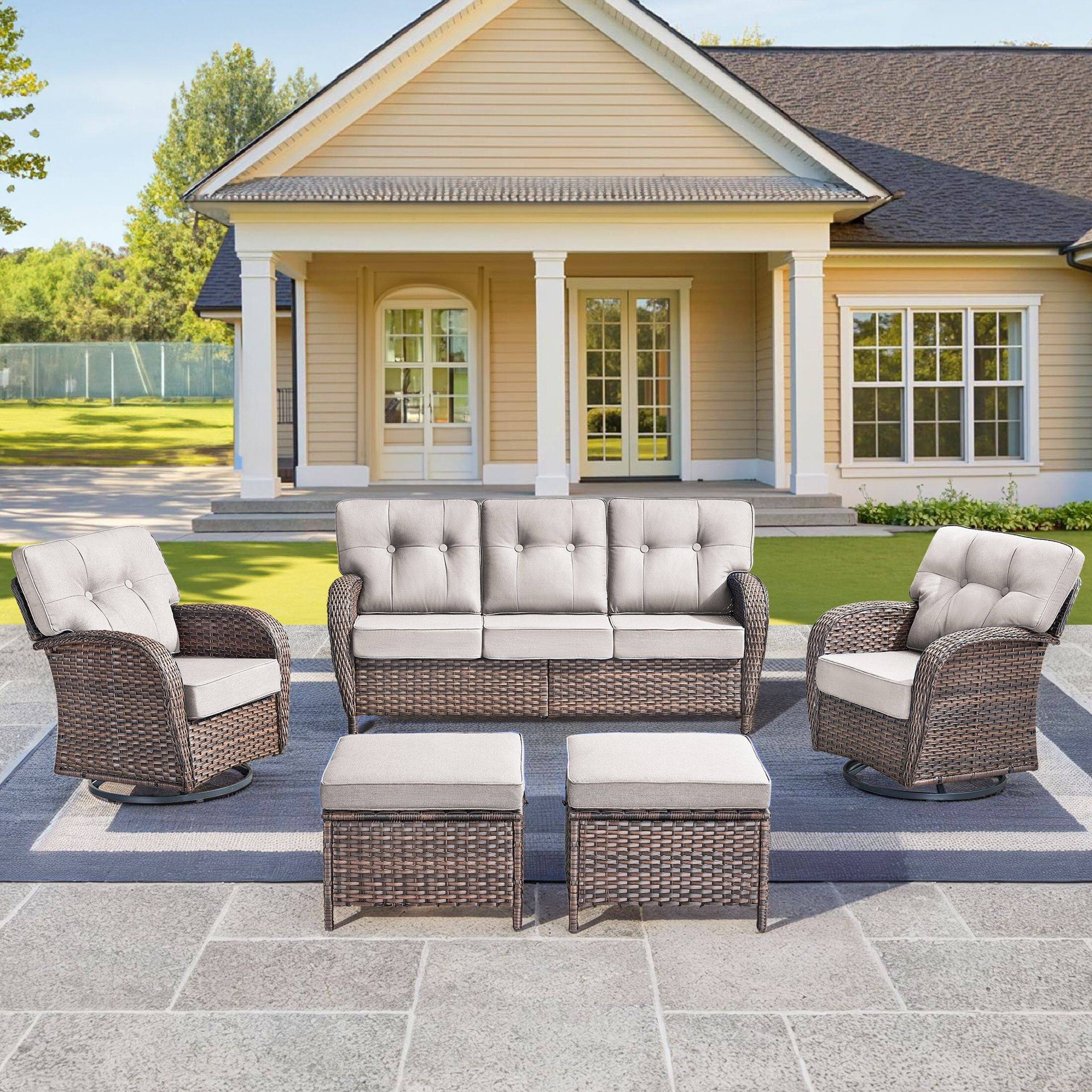 Option Brown Wicker & Beige cushion