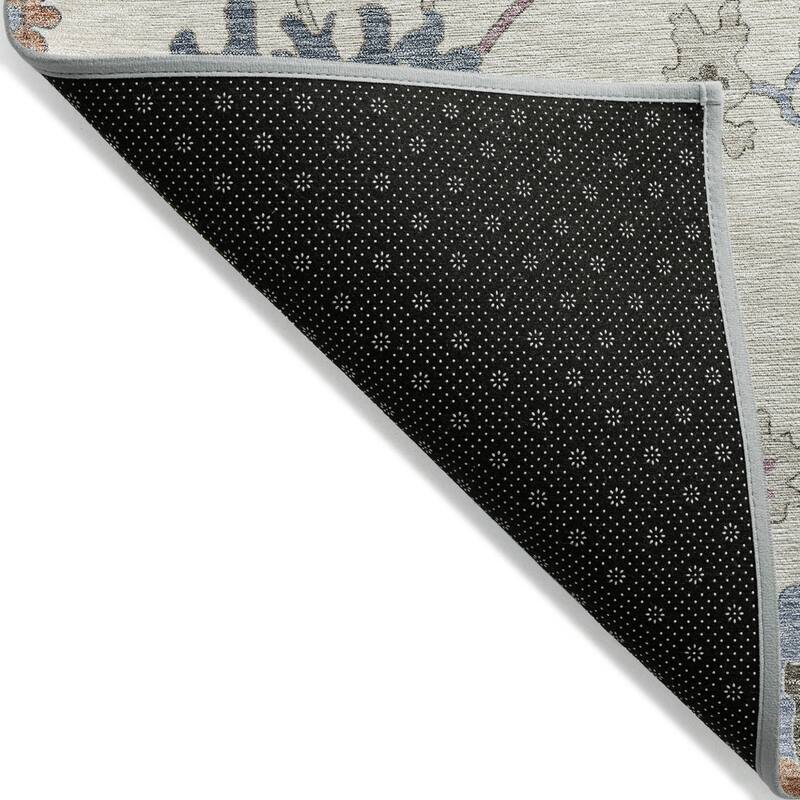 HomeRoots Floral Transitional Rectangle Outdoor Rug