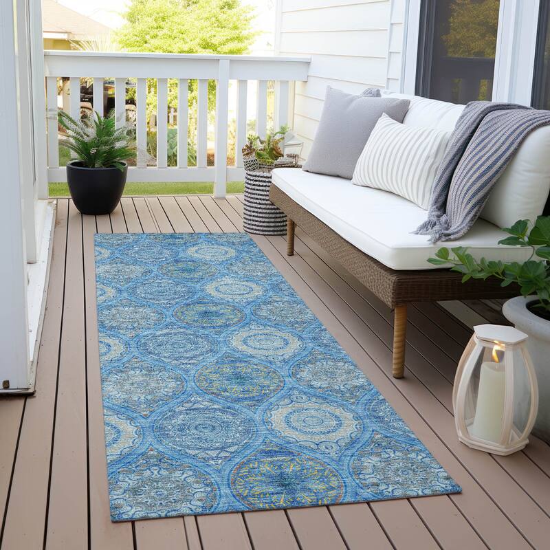 Machine Washable Indoor/ Outdoor Boho Mosaic Chantille Rug - Denim - 2'3" x 7'6"