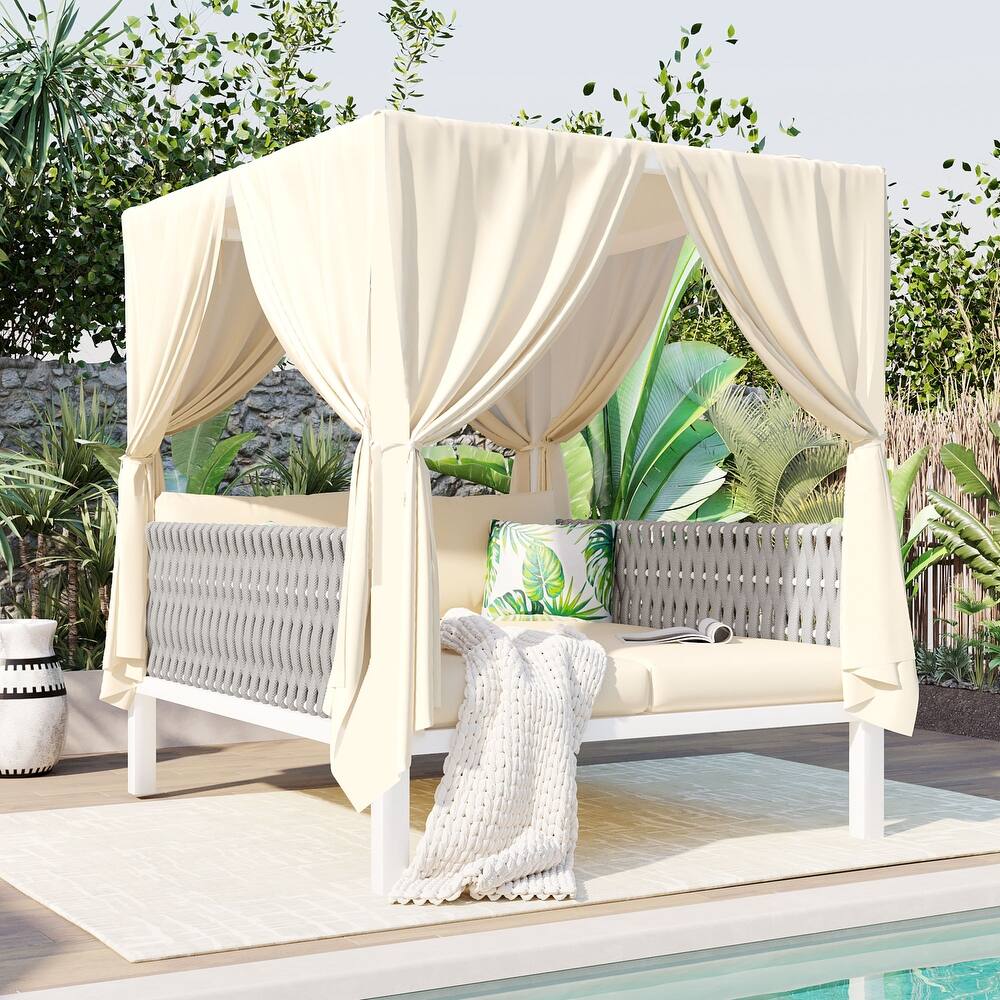 U - Style Outdoor Patio Sunbed with Curtains, High Comfort for Multiple Scenarios
