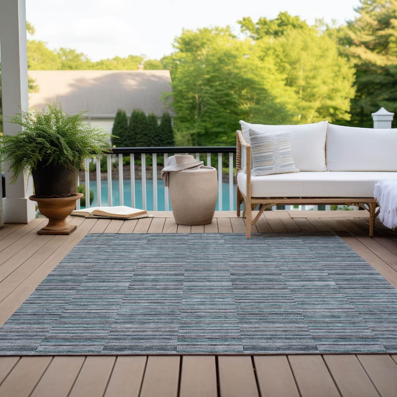 Machine Washable Indoor/ Outdoor Chantille Contemporary Geo Rug