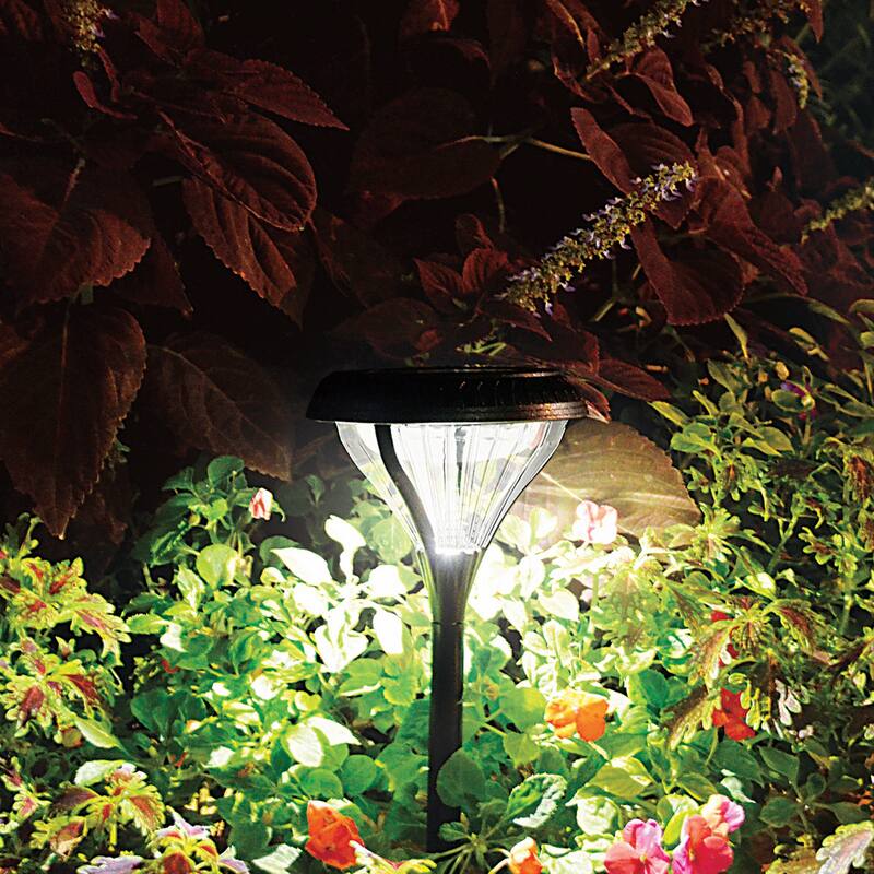 Gama Sonic Premier Solar LED Pathway Landscape Light with Dual Color