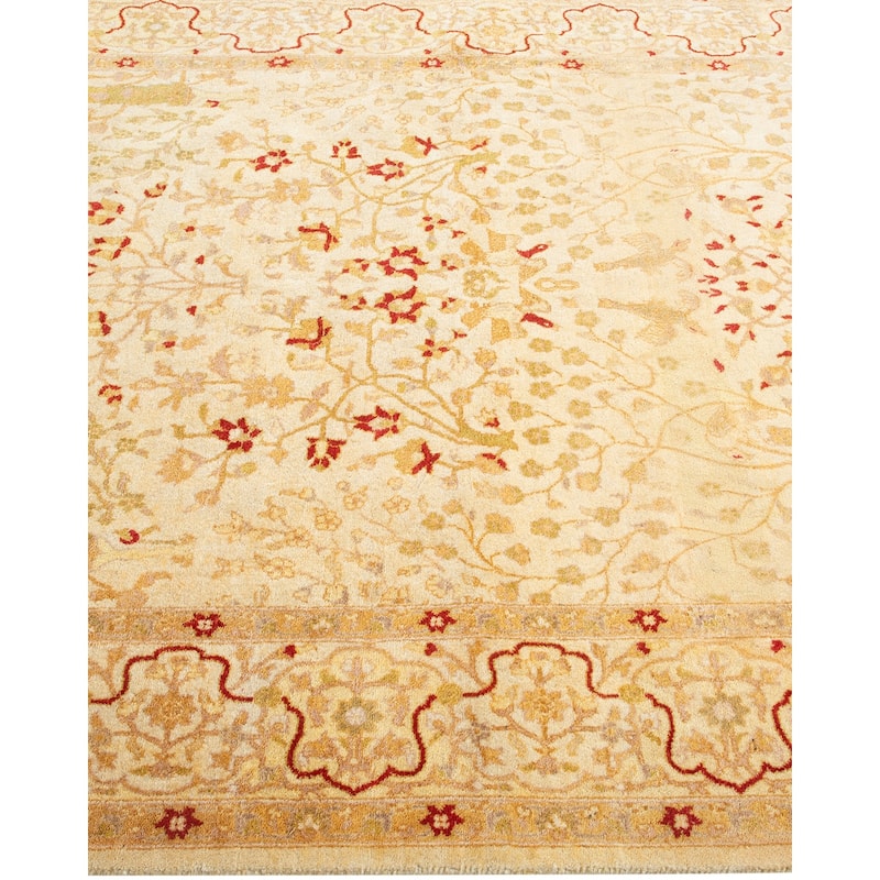Overton Handknotted Wool Traditional Oriental Ivory Area Rug - 5' x 8'