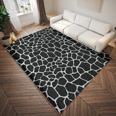 Addison Safari Giraffe Animal Print Area Rug