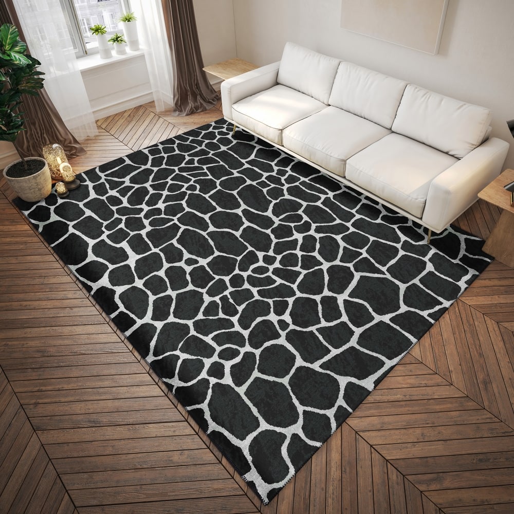 Addison Safari Giraffe Animal Print Area Rug