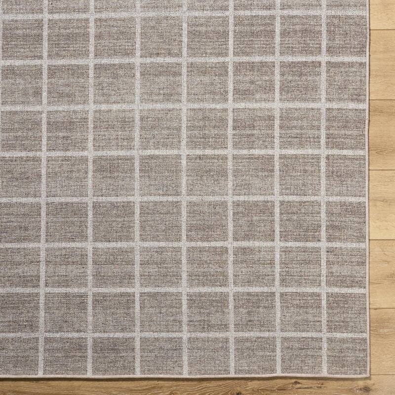 Livabliss Judie Modern & Contemporary Area Rug