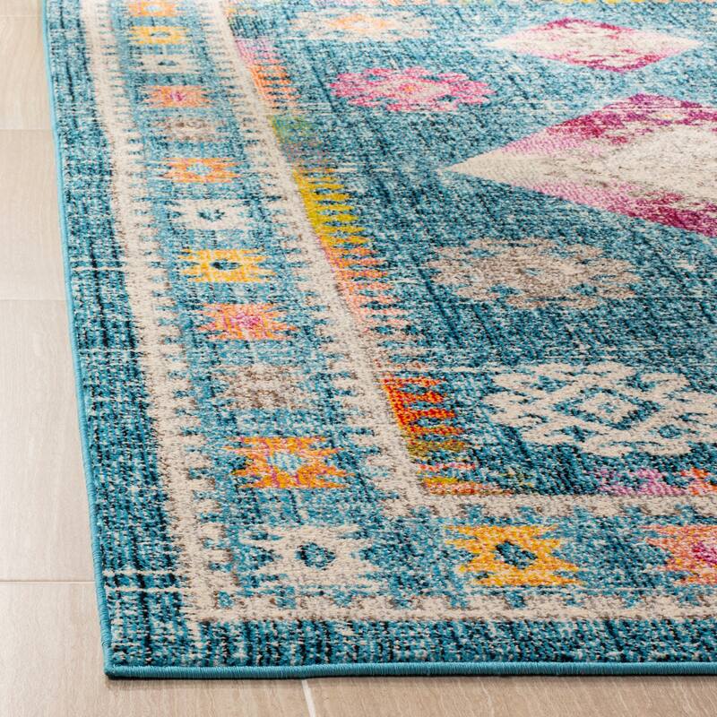 SAFAVIEH Madison Roseann Vintage Boho Diamond Medallion Rug