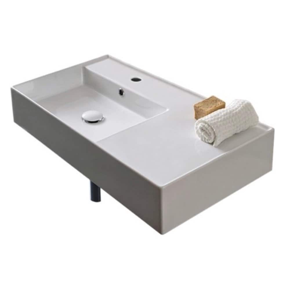 Nameeks Scarabeo 32" Ceramic Wall Mounted Bathroom Sink with One