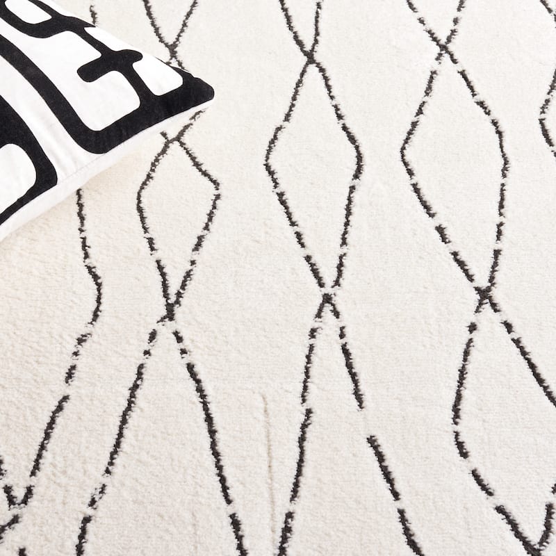 SAFAVIEH Melody Benita Moroccan Rug