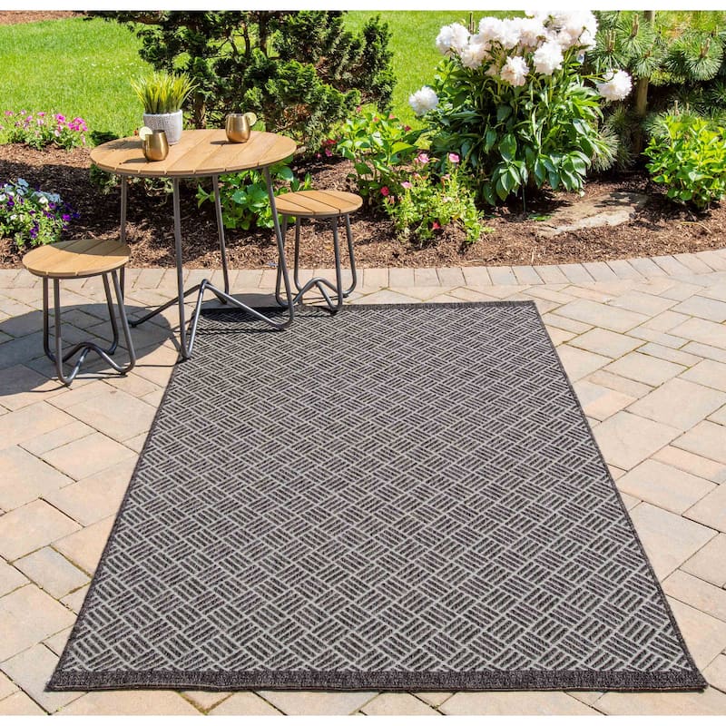 ECARPETGALLERY Machine Woven Eve Indoor/Outdoor Area Rug