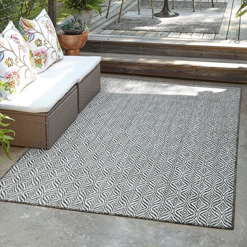 Outdoor Khence Collection Area Rug