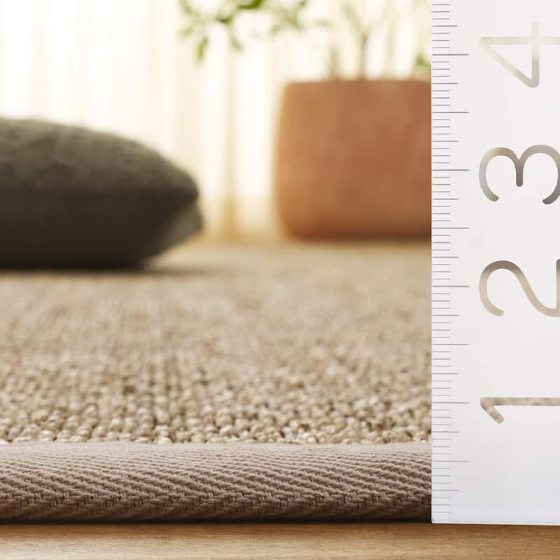 SAFAVIEH Natural Fiber Lovie Farmhouse Seagrass Rug