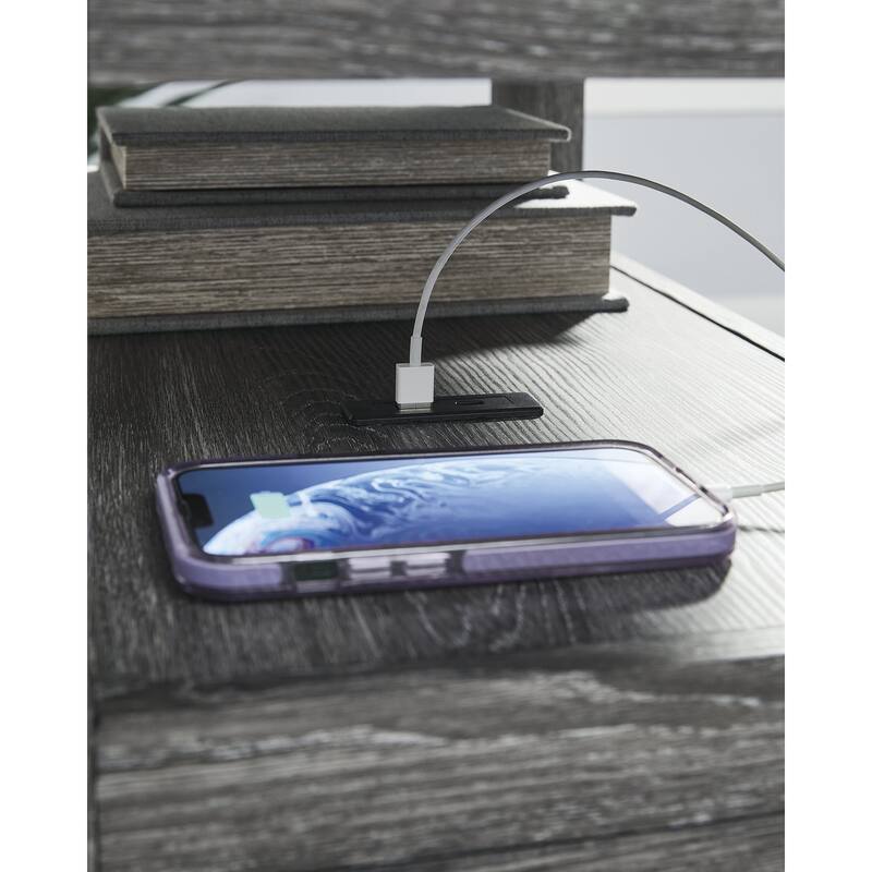 Signature Design by Ashley Fendenmore Chairside End Table - 14" W x 24" D x 25" H