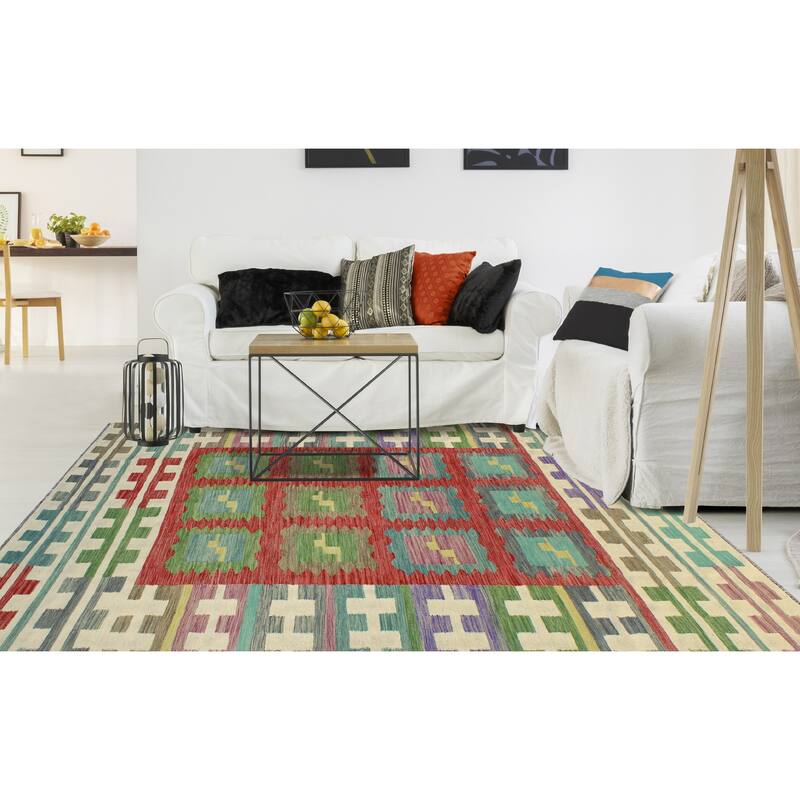 Modern Flatweave Charla Red/Green Rug - 5'8" x 8'1"