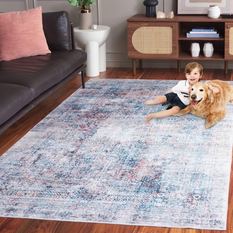 SAFAVIEH Santa Monica Linna Traditional Rug - 8' x 10' - Blue/Rust
