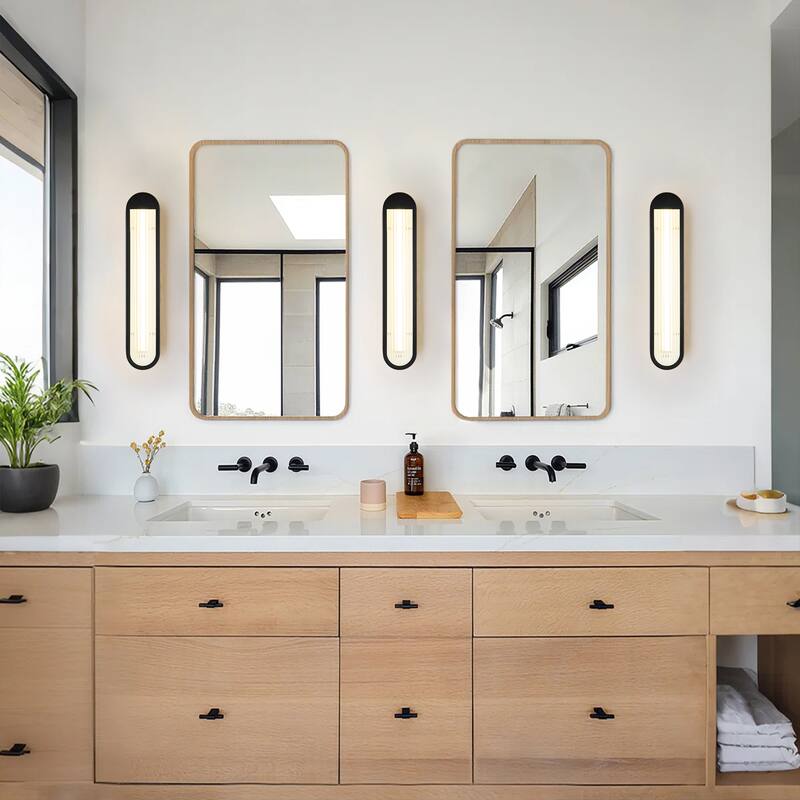 Rennnsan 25.6" 1-Light Modern Brass/Black Linear Bathroom Vanity Light with Ribbed Glass Shade