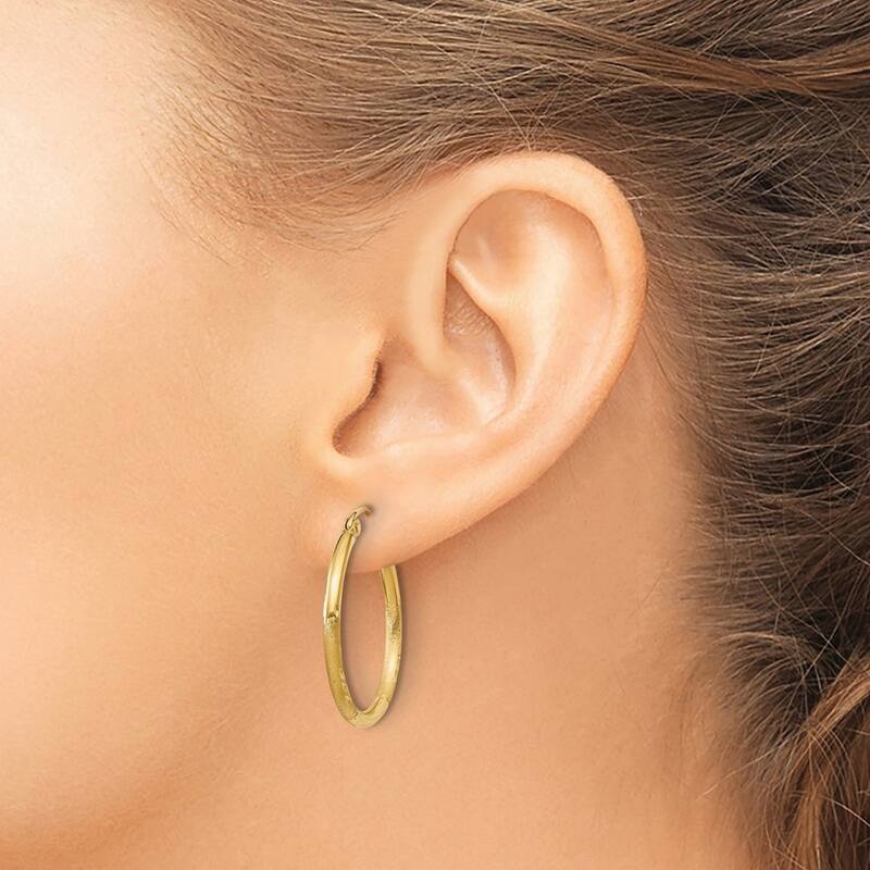 Curata 14k Yellow Gold Satin and Sparkle Cut Round Tube Hoop Earrings - 25x25mm