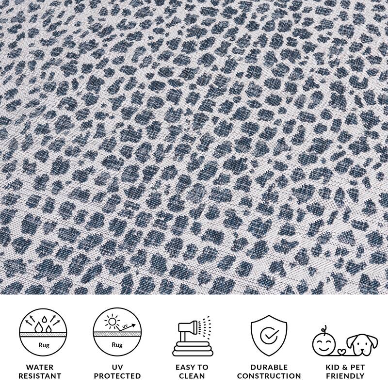 SAFAVIEH Courtyard Ruta Indoor/ Outdoor Waterproof Patio Backyard Rug