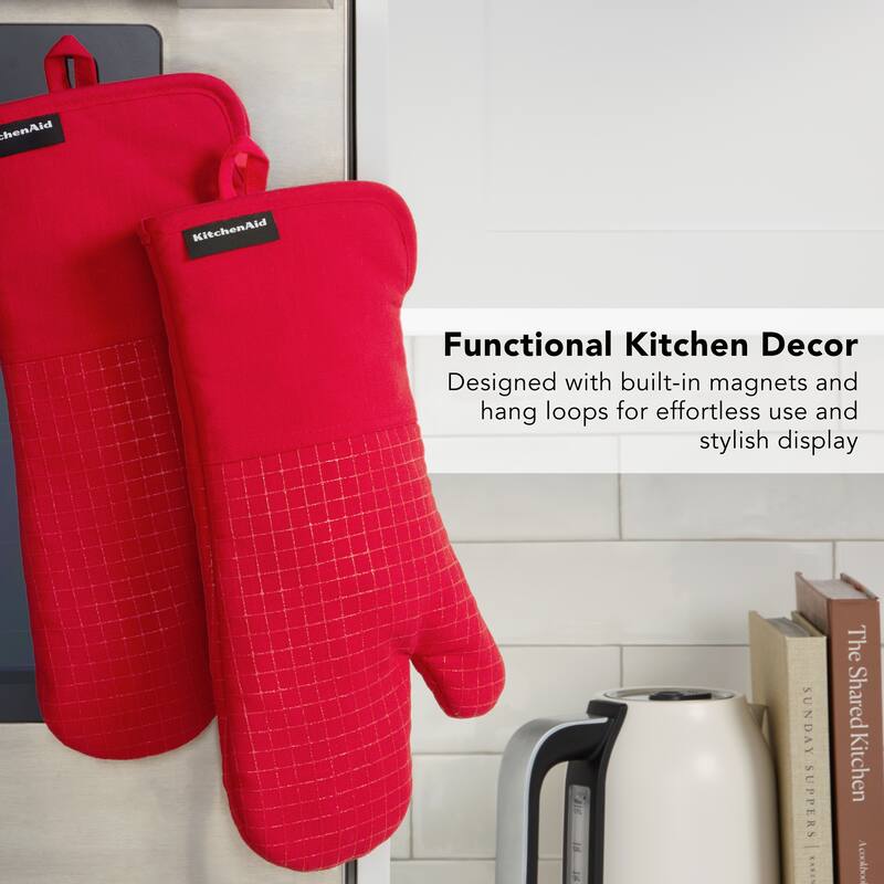 KITCHENAID Gourmet Series Gridlines Oven Mitts 2-Pack Set, Heat Resistant up to 600°F, Soft Silicone Grip, Magnetic Cuff