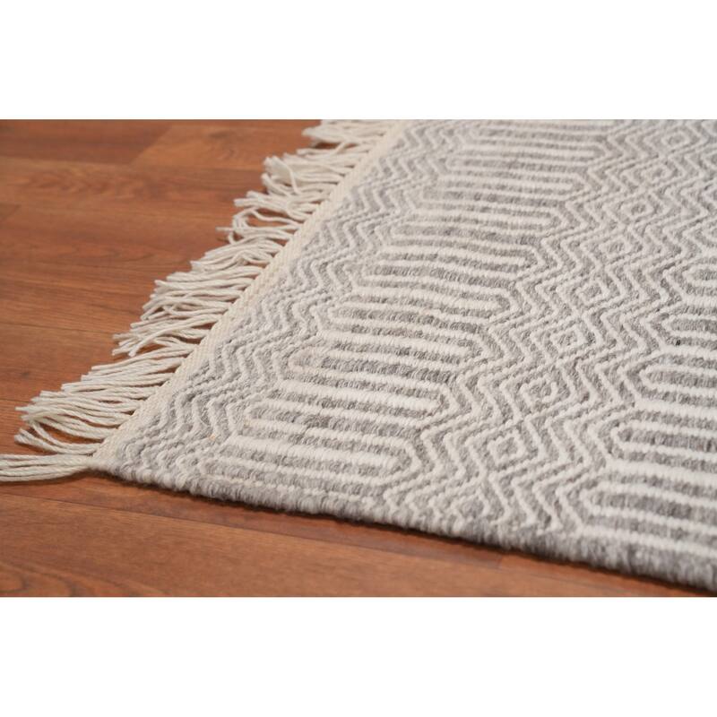 Hand Woven Oriental 100% Wool Carpet Traditional Geometric Multi-Colored Durrie-Kilim Area Rug - 8' 3'' X 5' 1''