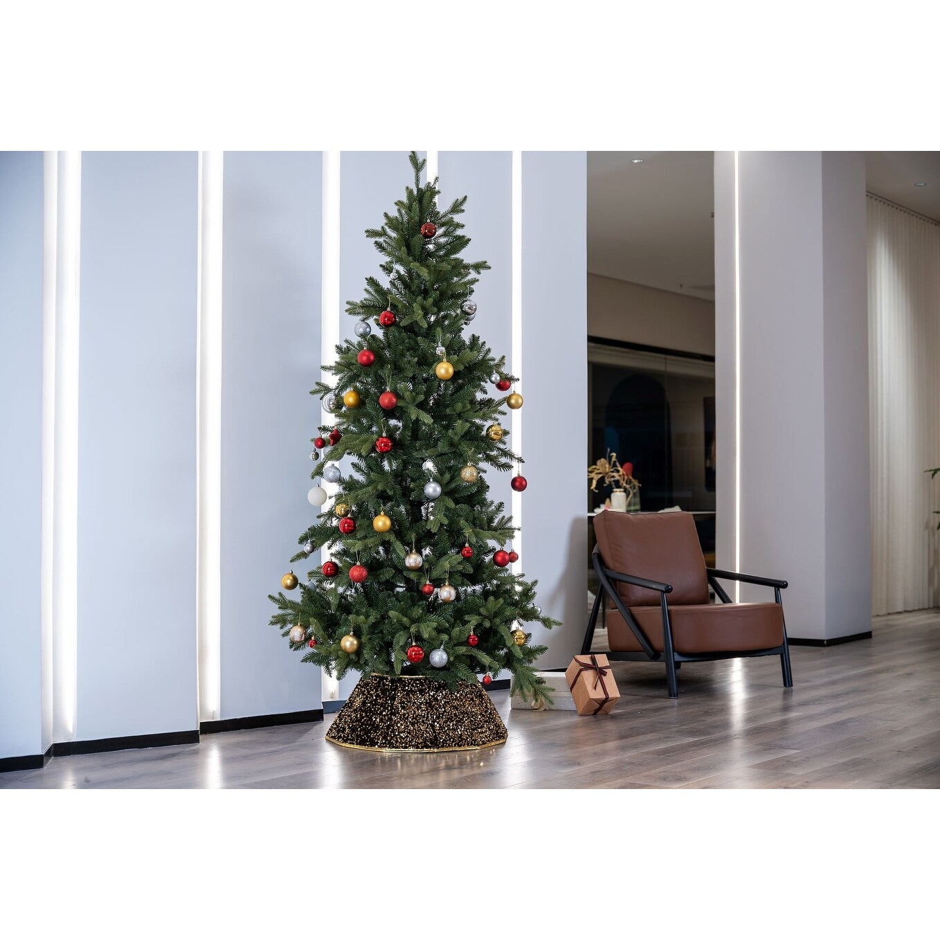 26-Inch Sparkling Hexagon Christmas Tree Collar in Sequins  -image