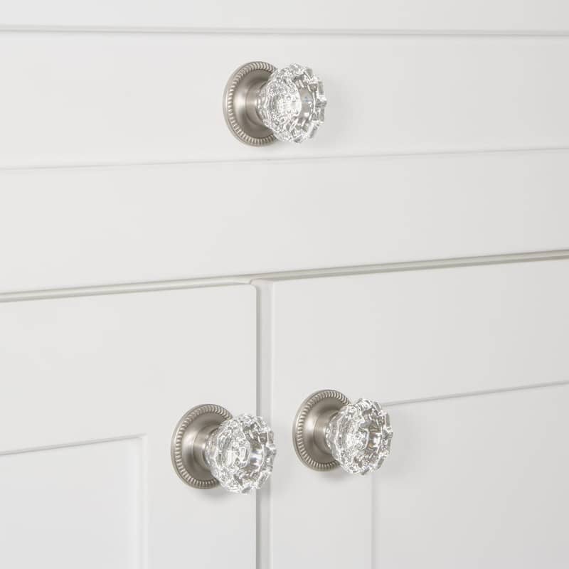 Grandeur VERS-CRYS-KNOB-NEWP Versailles 1-3/8" Vintage Fluted Crystal