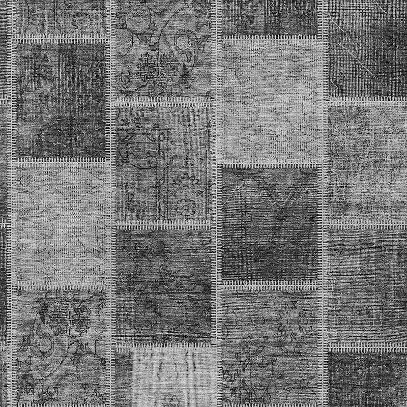 HomeRoots Patchwork Transitional Rectangle Outdoor Rug