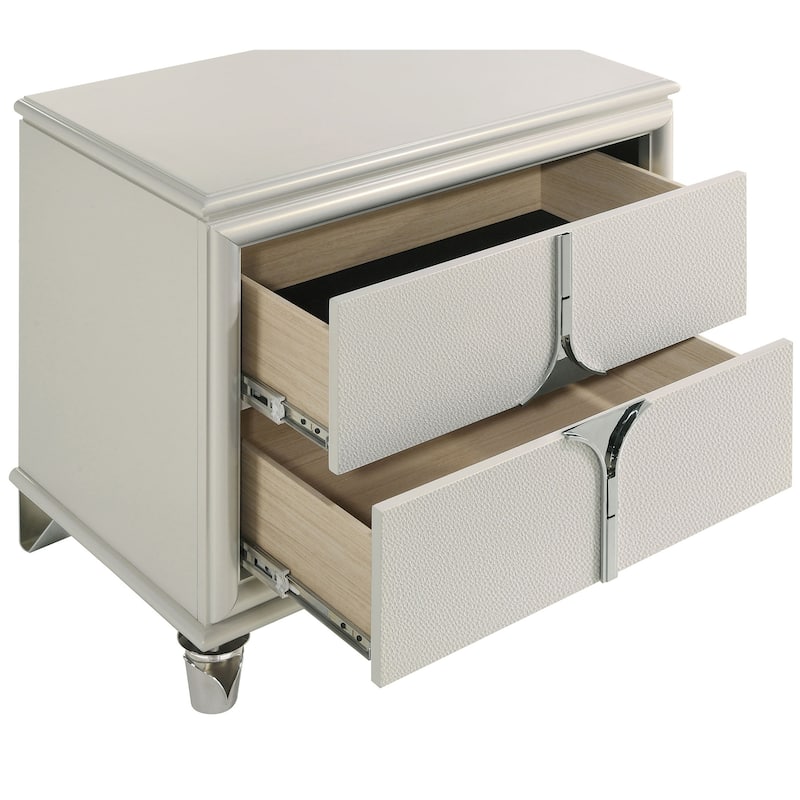 Gwendolyn Pearl White 2-drawer Nightstand Bedside Table
