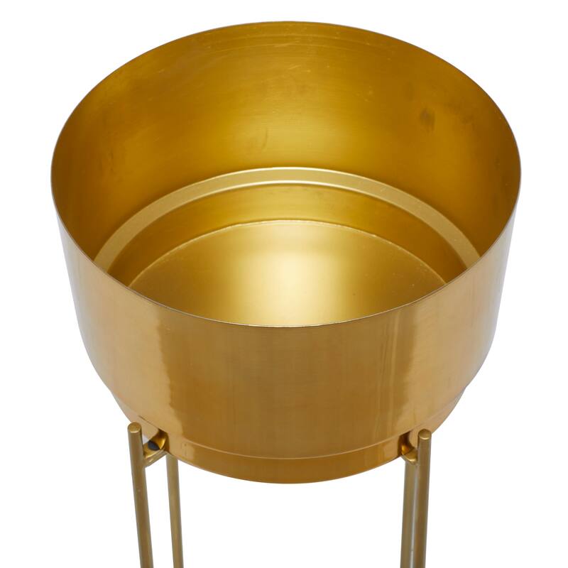 CosmoLiving by Cosmopolitan Metal Contemporary Planter (Set of 2) - S/2 31", 25"H