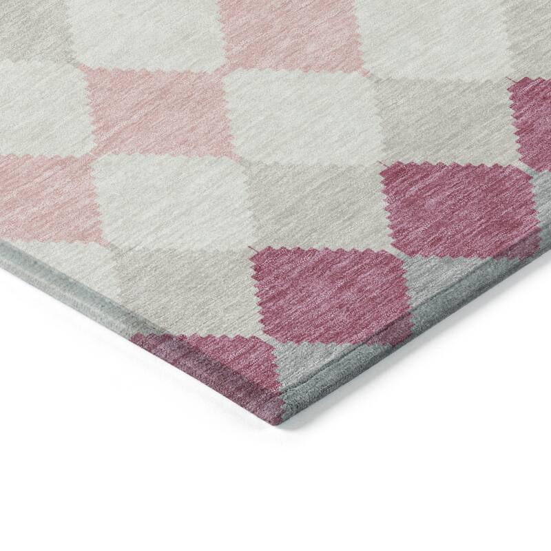HomeRoots Geometric Transitional Rectangle Outdoor Rug