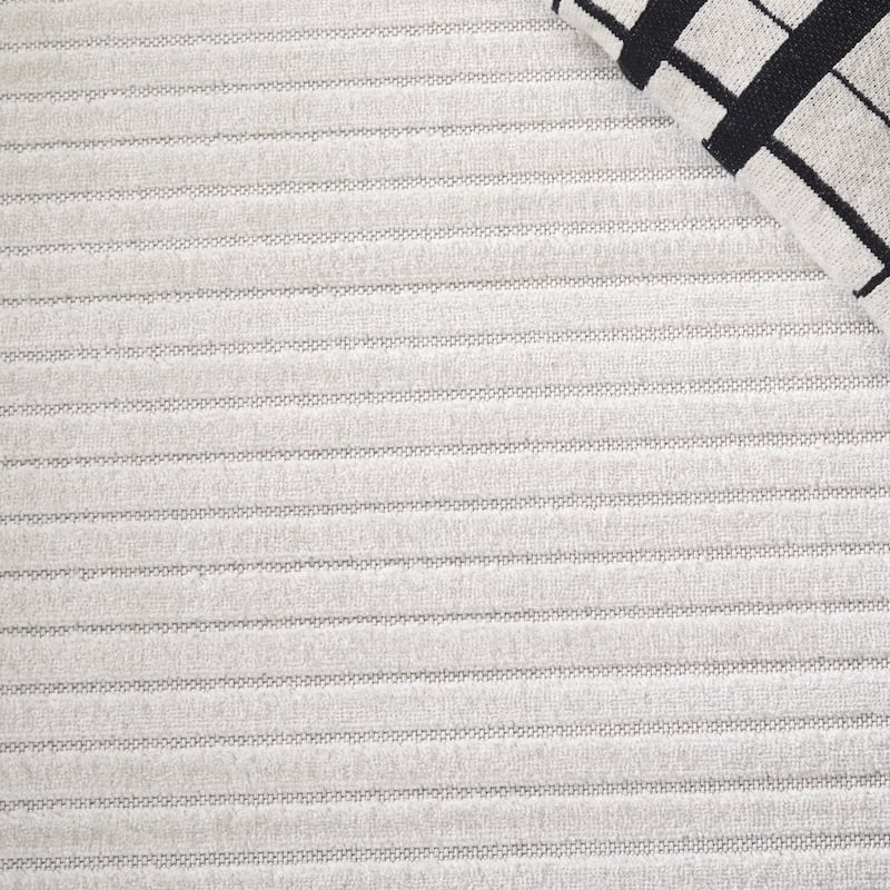 SAFAVIEH Stella Filippina Indoor/Outdoor Waterproof Patio Backyard Rug