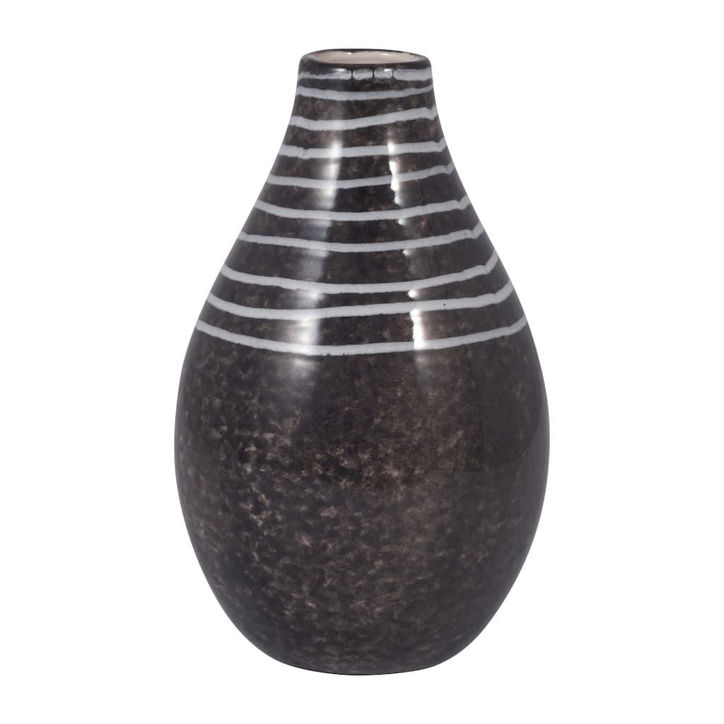 Sagebrook Home Ceramic Vase - Perfect For Stylish Floral Arrangements