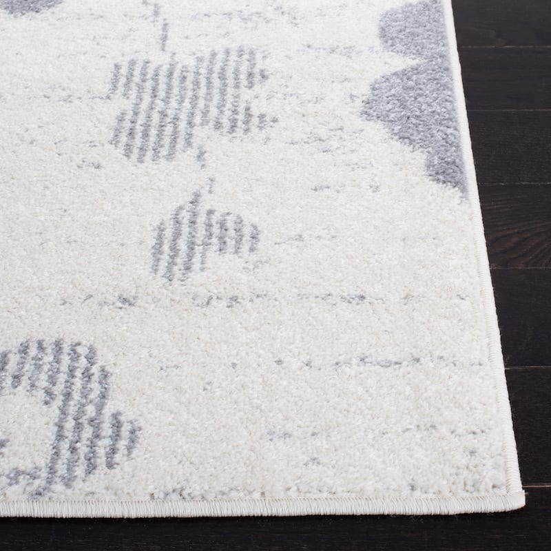 SAFAVIEH, Adirondack Rena Damask Floral Distressed Rug
