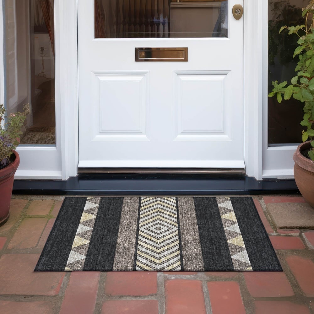 Machine Washable Indoor/ Outdoor Global Boho Chantille Rug