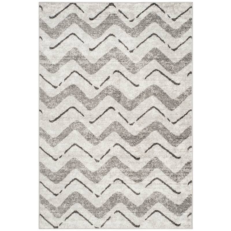 SAFAVIEH Adirondack Elfride Vintage Boho Oriental Rug - 5'1" x 7'6" - Silver/Charcoal
