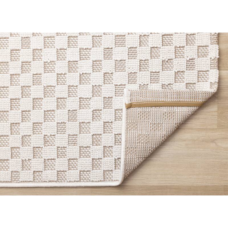 Small Checkered Textured Looped Rug in Cream
